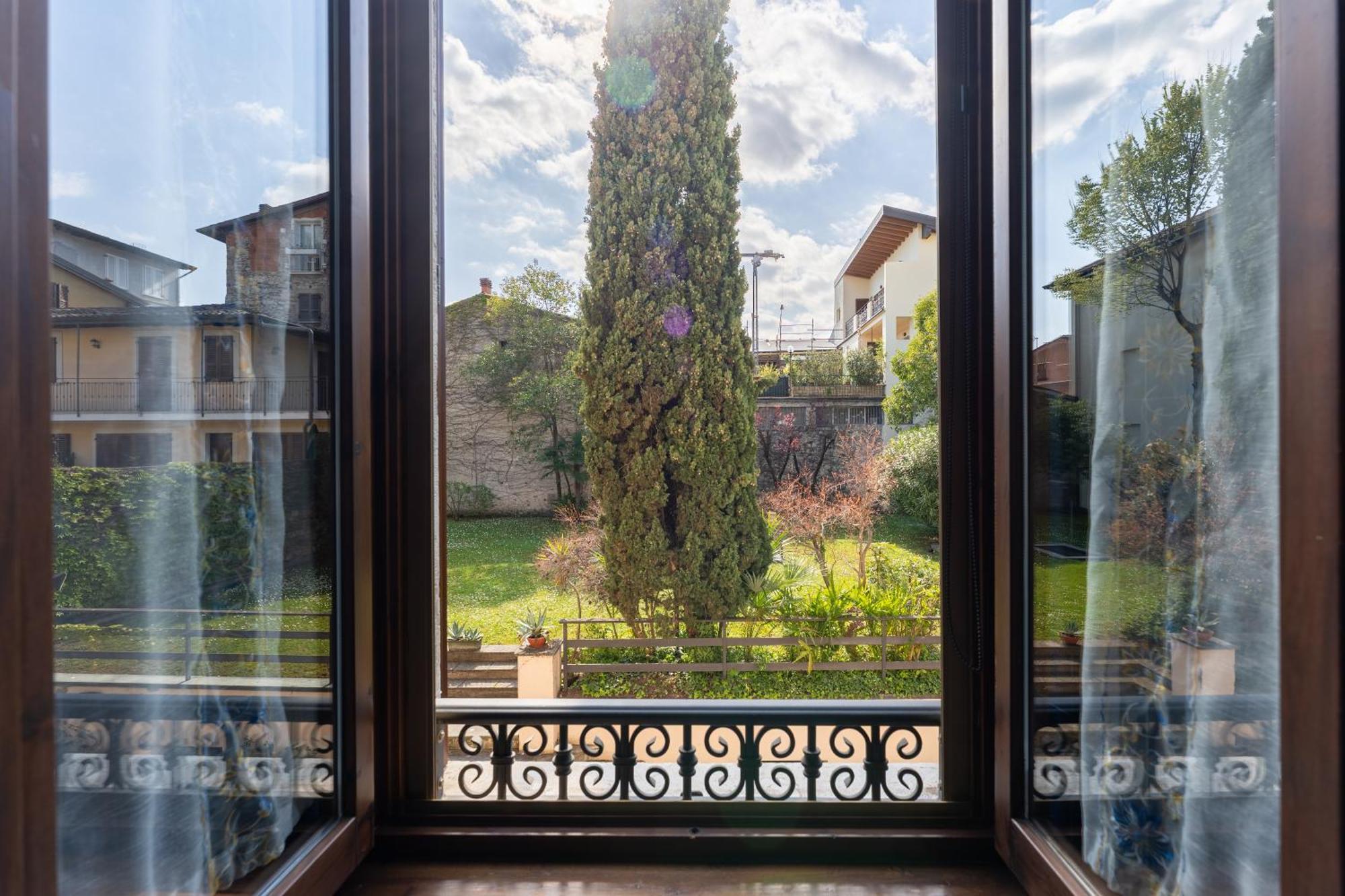 Апартаменты Casa Preziosa - Сало Экстерьер фото